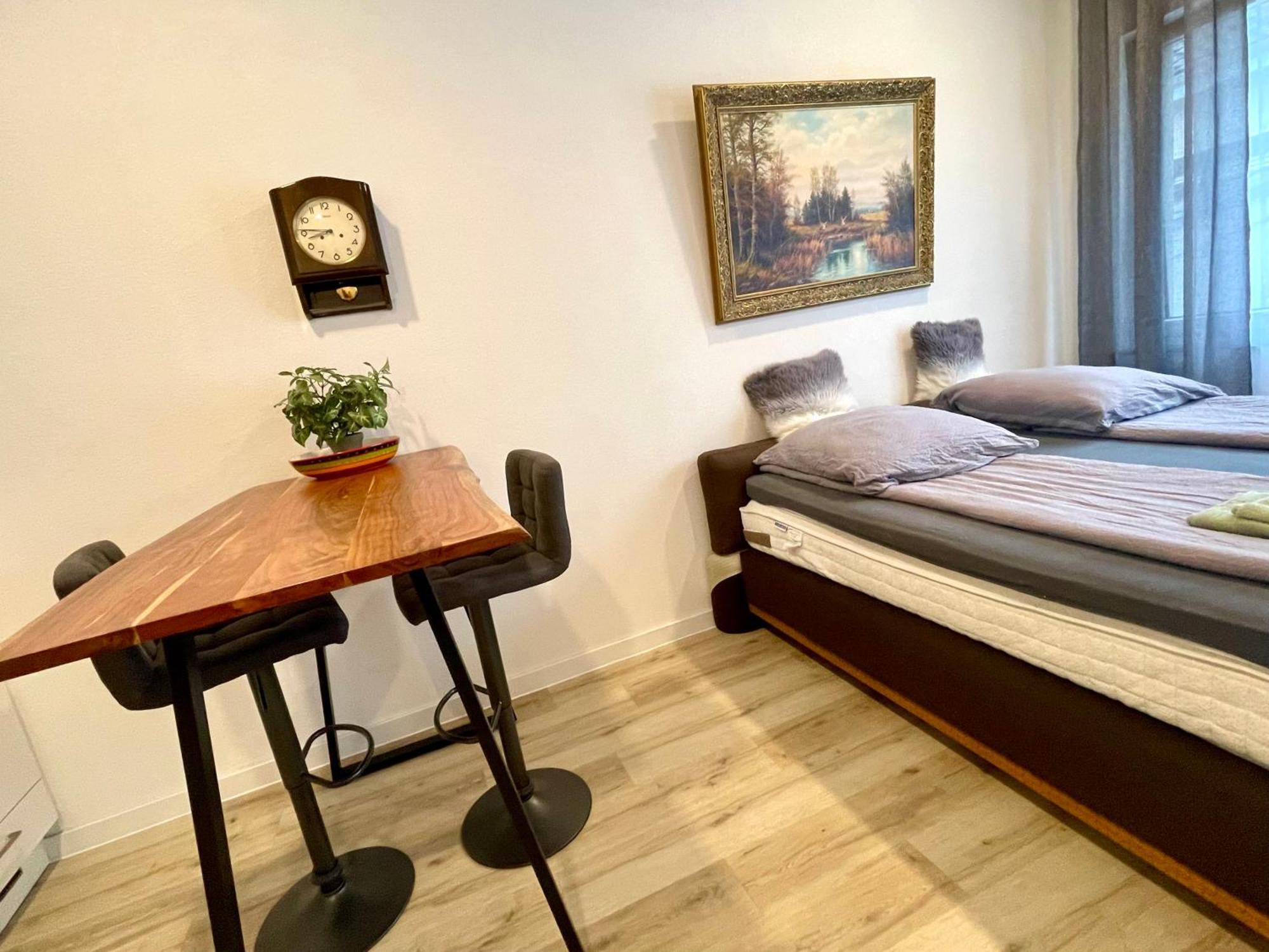 Wunderschoenenes Apartament Am Schloessle Zentrum Goldstadt Пфорцхайм Экстерьер фото